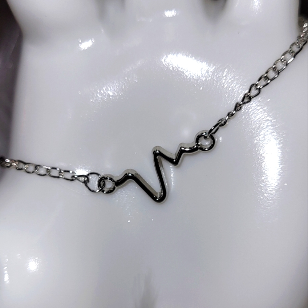 New heart beat bracelet